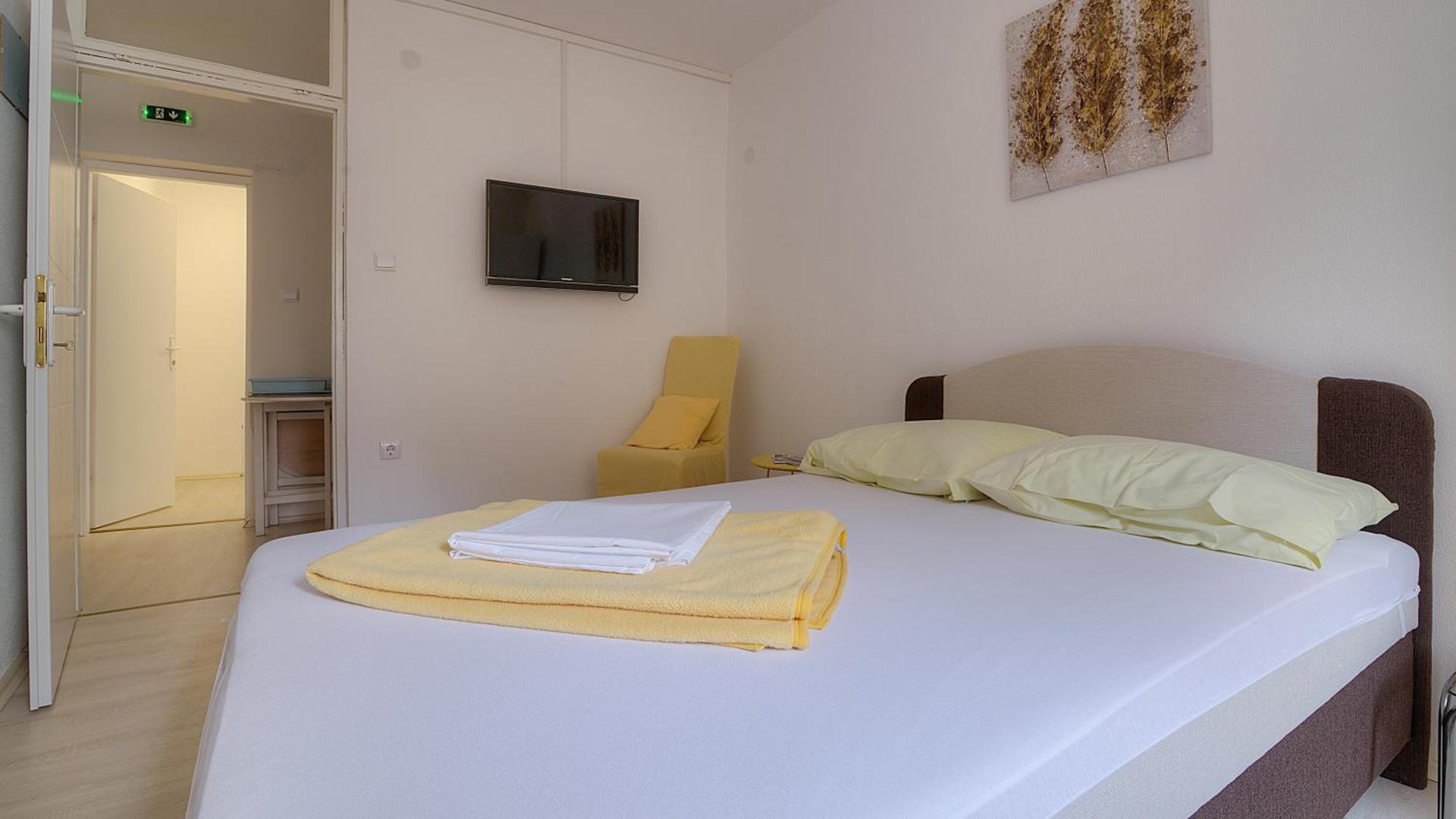 Apartments & Rooms Josephine Сень Экстерьер фото