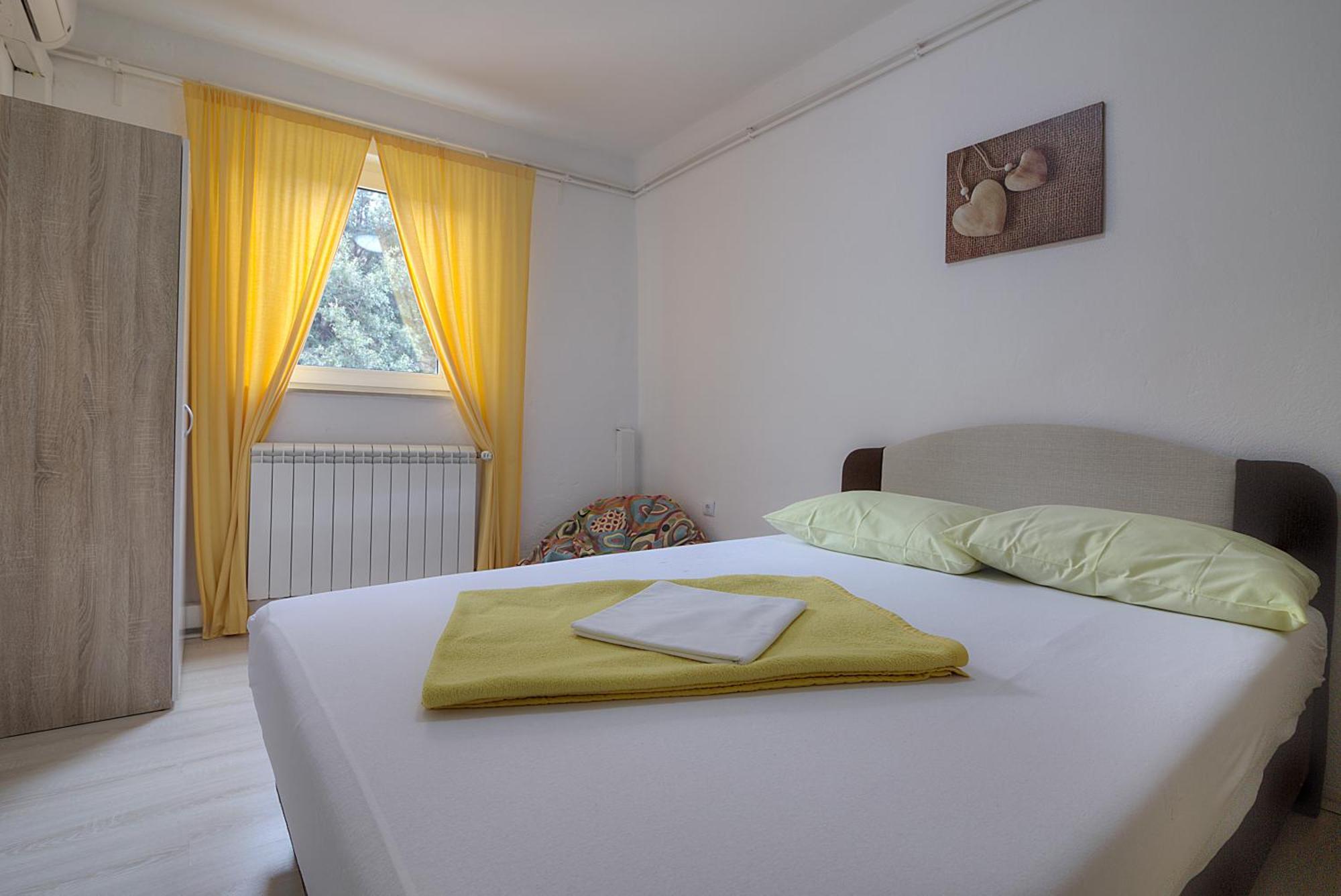 Apartments & Rooms Josephine Сень Экстерьер фото