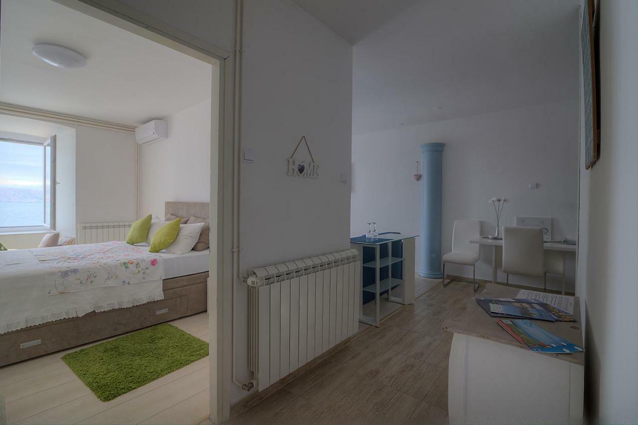 Apartments & Rooms Josephine Сень Экстерьер фото