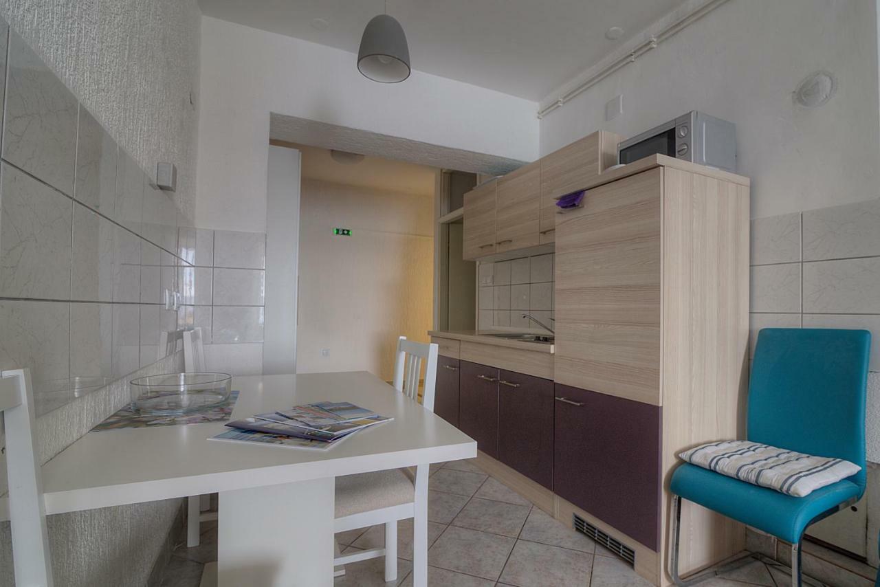 Apartments & Rooms Josephine Сень Экстерьер фото